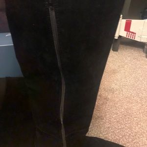 Black Under Knee Boots